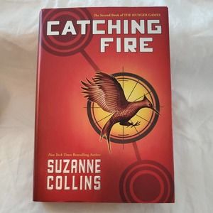 The Hunger Games Series: Catching Fire by Suzanne Collins (2009, Hardcover)